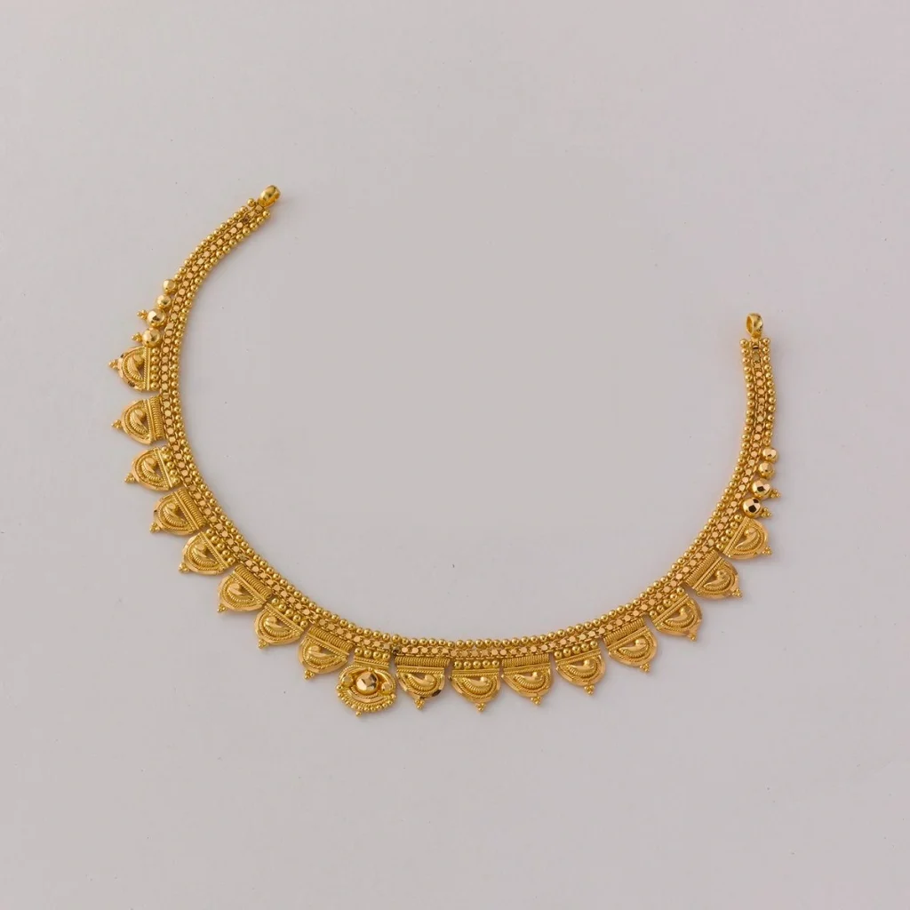 سرویس طلای ۲۱ عیار با رنگ طلایی گرم